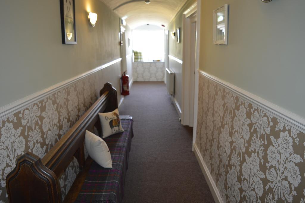 The Littleton Arms Hotel Penkridge Bagian luar foto