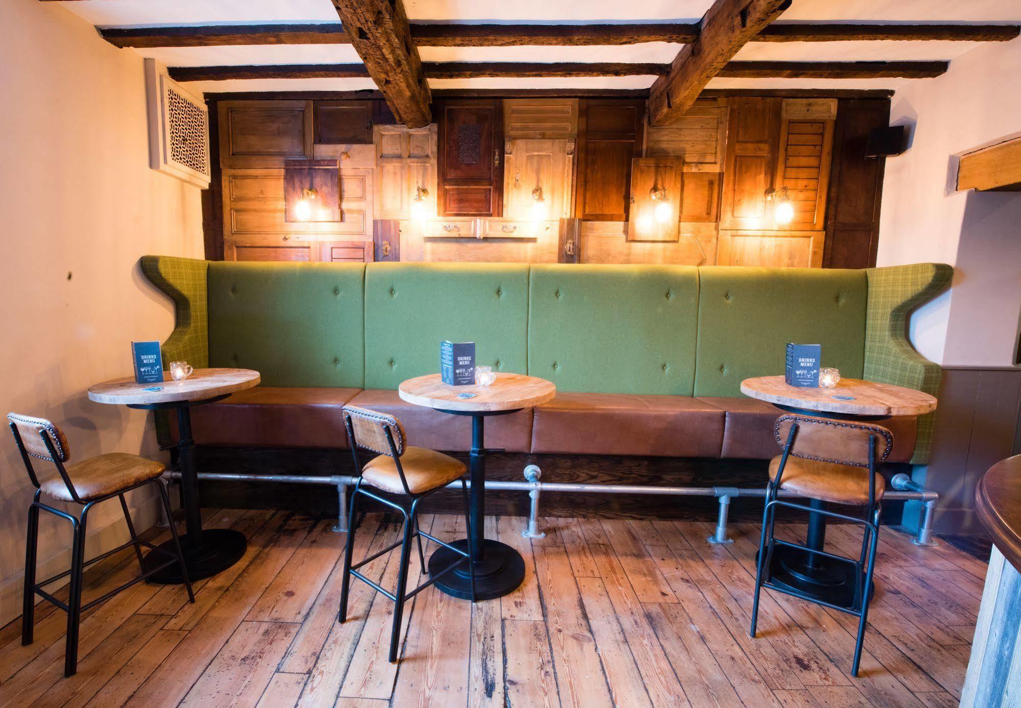 The Littleton Arms Hotel Penkridge Bagian luar foto